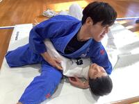 袈裟固めからの脱出