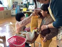 幼小学部の買い物学習の様子