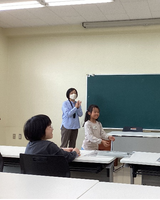 不審者に声をかけられたときのロールプレイを行っている様子１